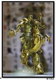 关公横刀立马图片,英勇神武的忠义化身